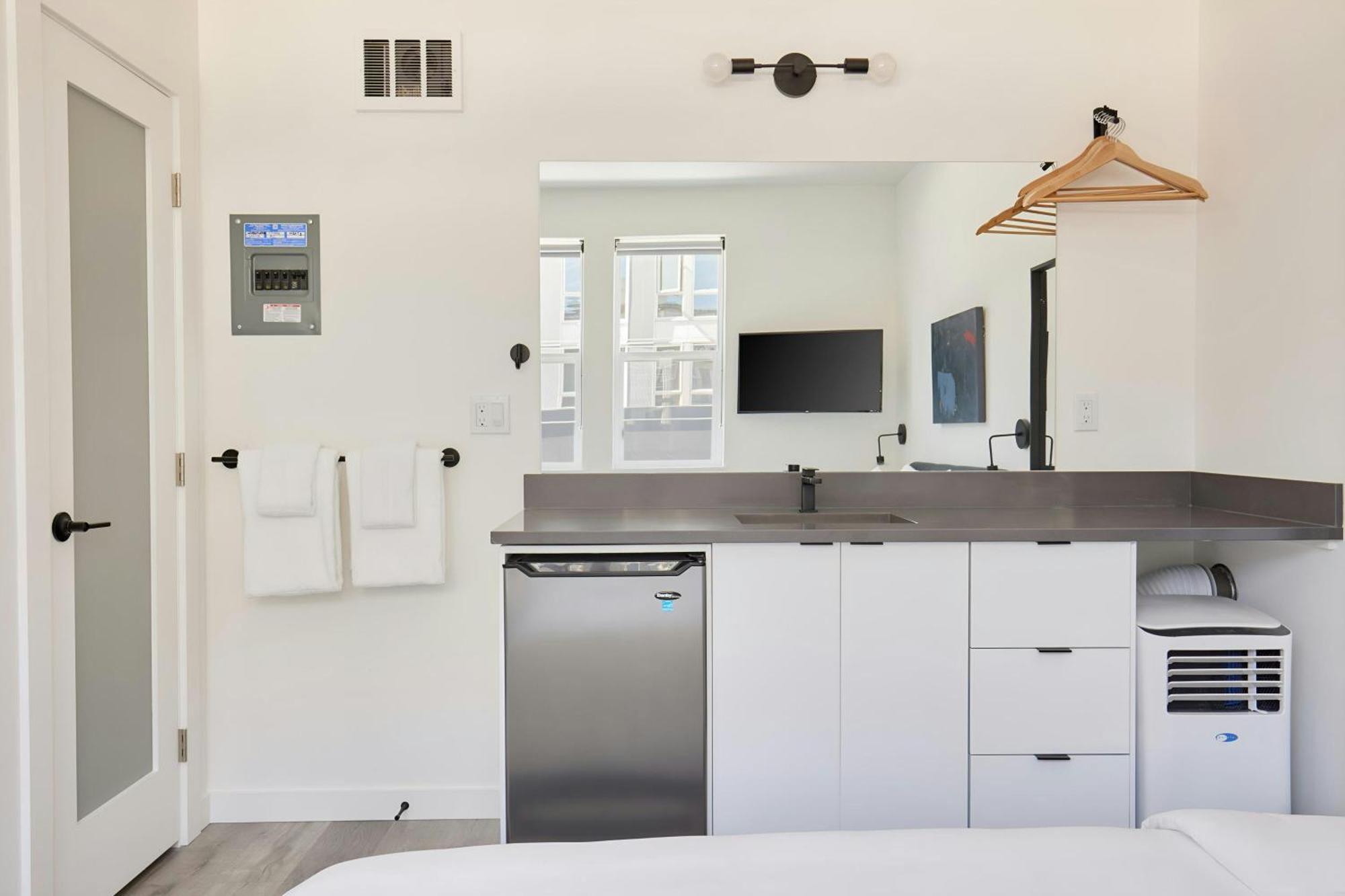 סיאטל The Boylston Hotel Capitol Hill, Sonder By Marriott Bonvoy מראה חיצוני תמונה