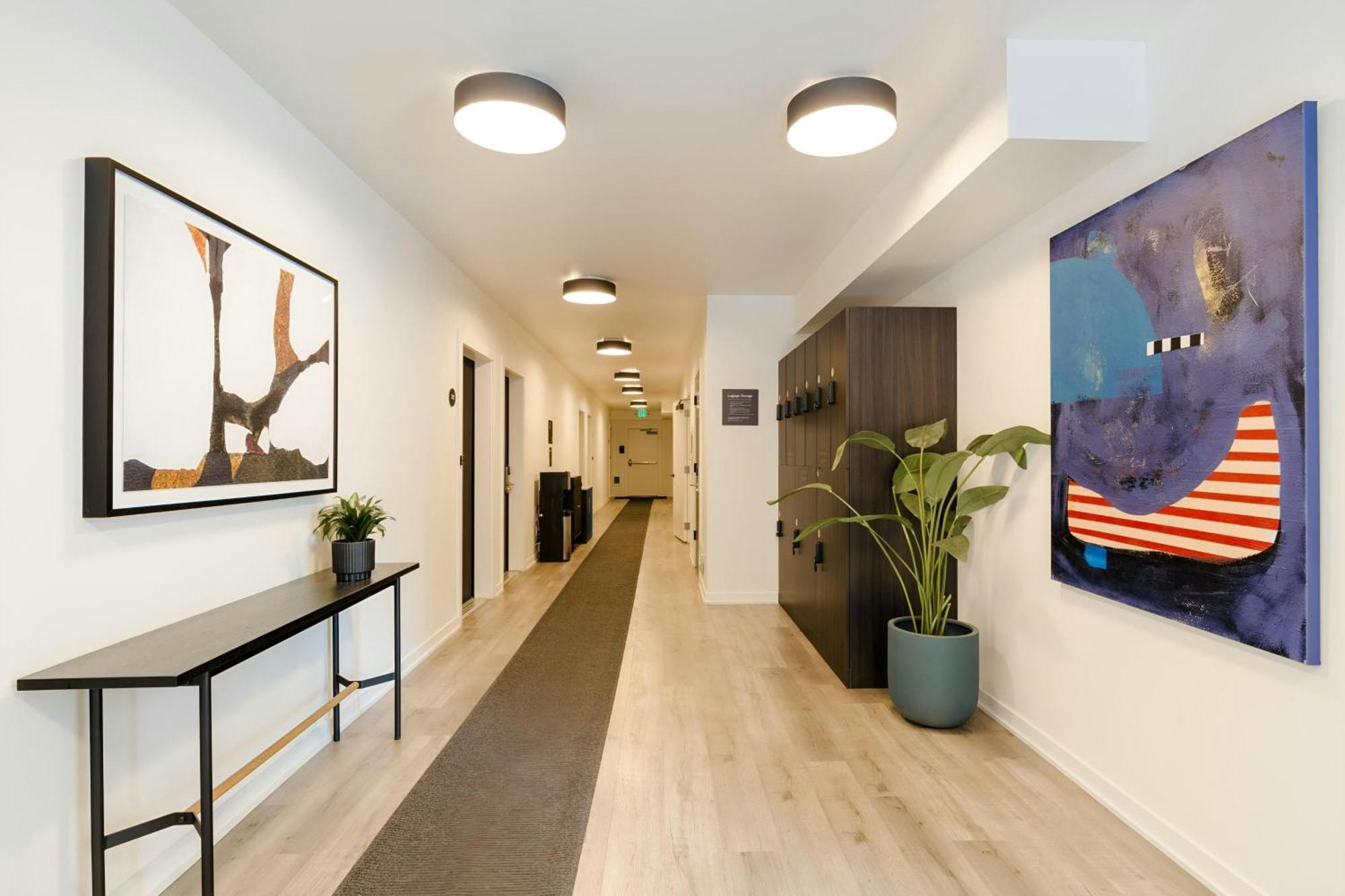 סיאטל The Boylston Hotel Capitol Hill, Sonder By Marriott Bonvoy מראה חיצוני תמונה